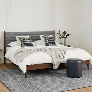 bedroom-lp-grid-beds-asset-desk