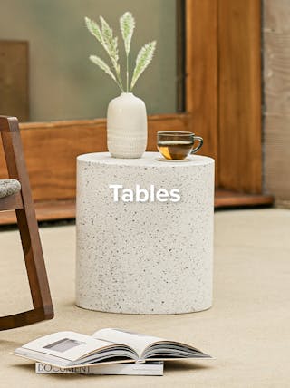 Outdoor-2023-tables-lounging-asset-desktop