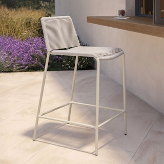 outdoor-dining-visla-nav-pill-stools-asset-media