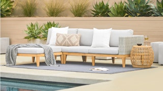 collection-3-outdoor-urba-room-page-mobile