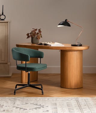 Baarlo Desk, Renna Chair, Leap Lamp