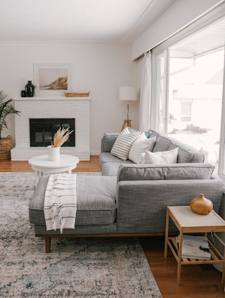 pdp-curated-ugc-timber-pebble-gray-left-sectional-ugc-4-asset