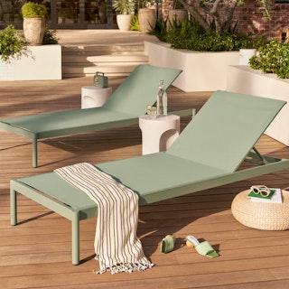 outdoor-chaise-lounge-visual-nav-pills-img