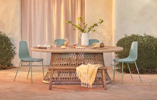 Calliope Dining Table, Svelti Chairs