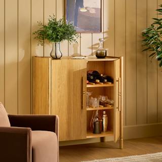 SHOP STORAGE