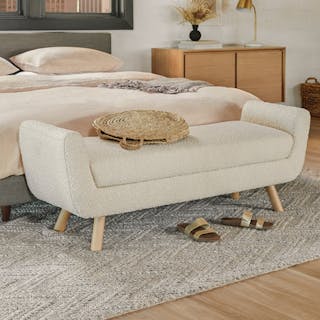 bedroom-lp-grid-benches-asset-desktop