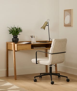 Gerven Chair, Fantol Desk, Torch Lamp