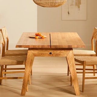 Diningroom-Hero-Banner-Mobile