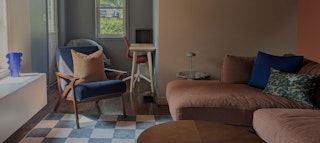 w11-b2b-email-shop-the-space-lp-banner-media-mobile