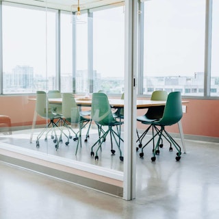 article-pro-commercial-header-asset-media