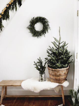 UGC-gift-guide-02-asset-desktop