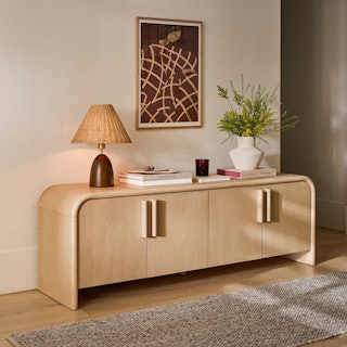 PMS029--ENTRYWAY--2024-12-06--3374-1x1