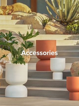 Outdoor-2023-accessories-lounging-asset-desktop