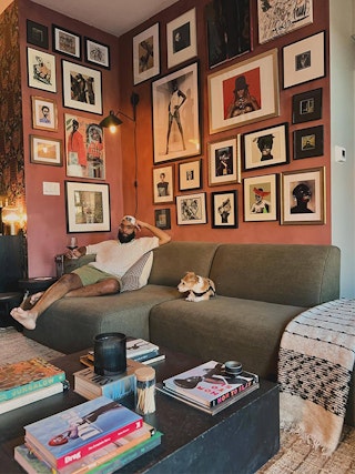 home-ugc-@thebrand_bev-asset-mobile