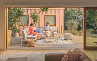 Kezia Corner Sectional & Coffee Table