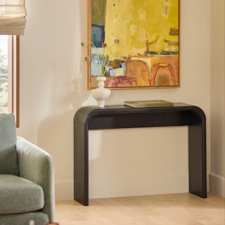 2025-entryway-collections-card-asset-Faydra-img