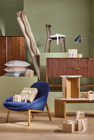 holiday-gift-guide-hero-mobile