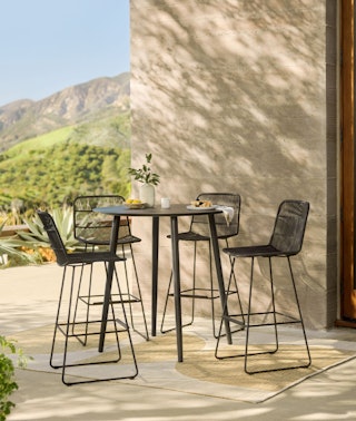 Ballo Table with Selka Stool Outdoor 2023