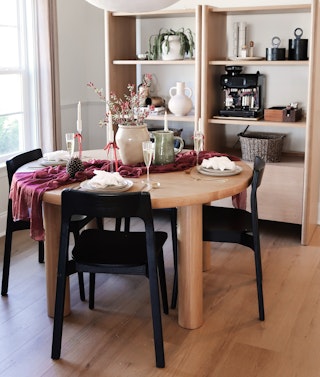 w49-hp-UGC-tiles-tile-2-asset-media