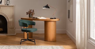 Baarlo Desk, Renna Chair, Leap Lamp