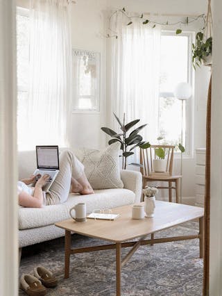 pdp-curated-ugc-gabriola-ivory-boucle-loveseat-ugc-#4-asset