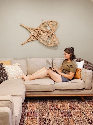 pdp-UGC-Timber-Rain-Cloud-Gray-Corner-Sectional-UGC-4-asset-desktop