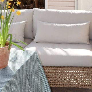 roomtour-aheritagepatiowithsophisticatedseating-tour-asset-3