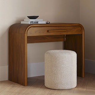 home-office-visual-nav-pills-desks-asset