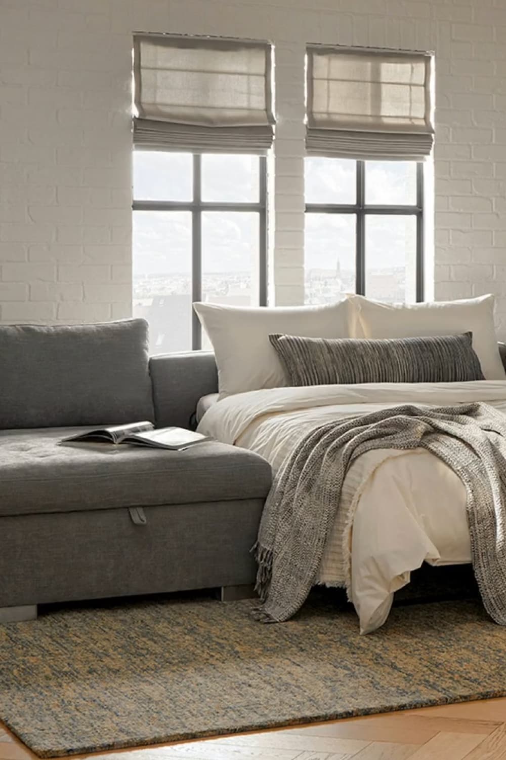 How to Create Modern Multifunctional Rooms | Article, image size:1000x1500