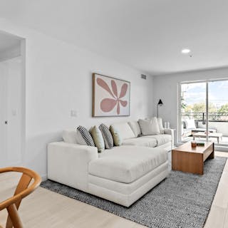 article-pro-case-study-boutique-style-meets-modern-design-gallery-5-asset-media