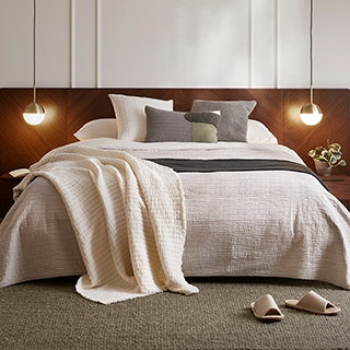 nera-queen-bed-with-nightstands-nav-pill