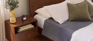 w36-night-stands-lp-hero-banner-asset-mobile