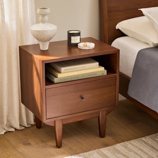 w39-bedroom-feels-like-home-mosaic-hero-tile-3-asset-media