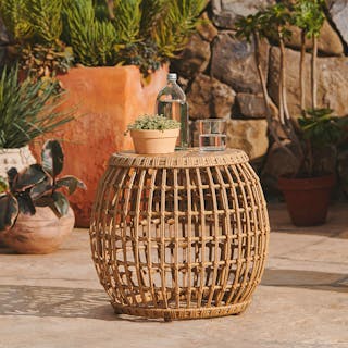 calova-side-table