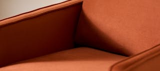 hale-plush-lp-banner-asset-mobile