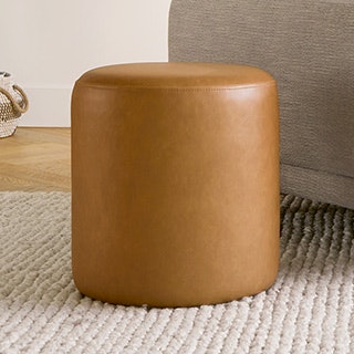 all-living-room-visual-nav-pills-ottomans-asset