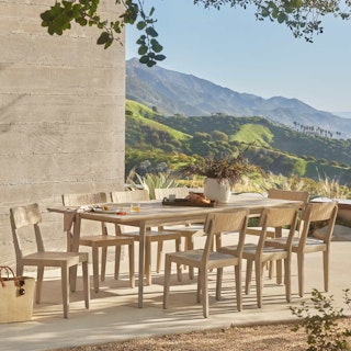 roomtour-a-relaxed-backyard-dining-area-merch-asset-2