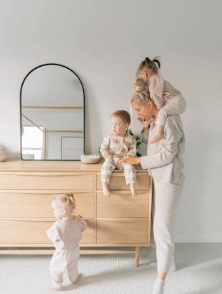 pdp-curated-ugc-lenia-white-oak-9-drawer-dresser-UGC#2-asset