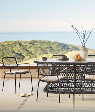 Calliope Table, Manna Chair